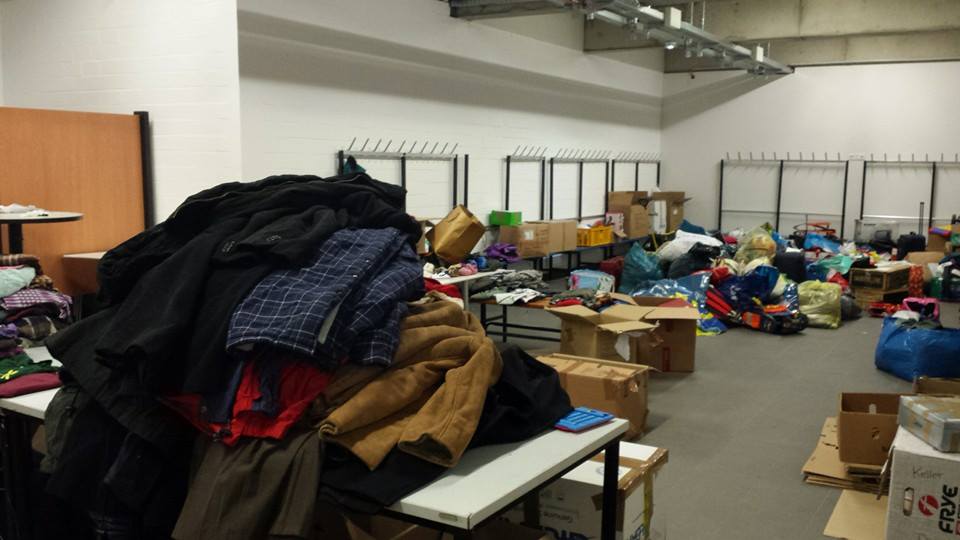 Flutlicht Bvb Fans Helfen Fluchtlingen Mit Zahlreichen Spenden